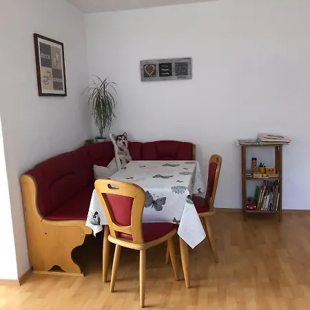 Frank Apartment